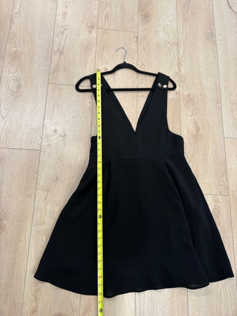 Puella Black V-Neck Sleeveless Mini Dress with Button-Straps size M - Picture 7 of 9